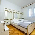 In 54401 Apartament