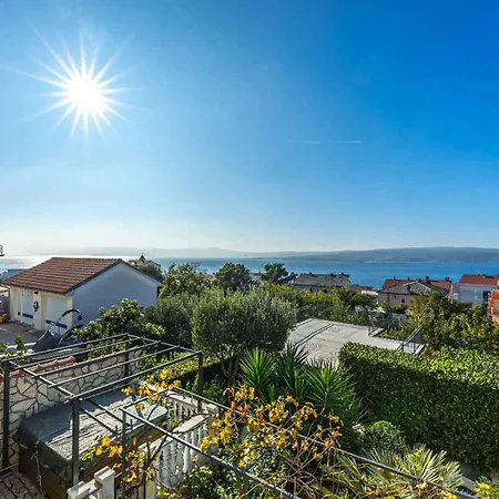 In 54401 * Crikvenica